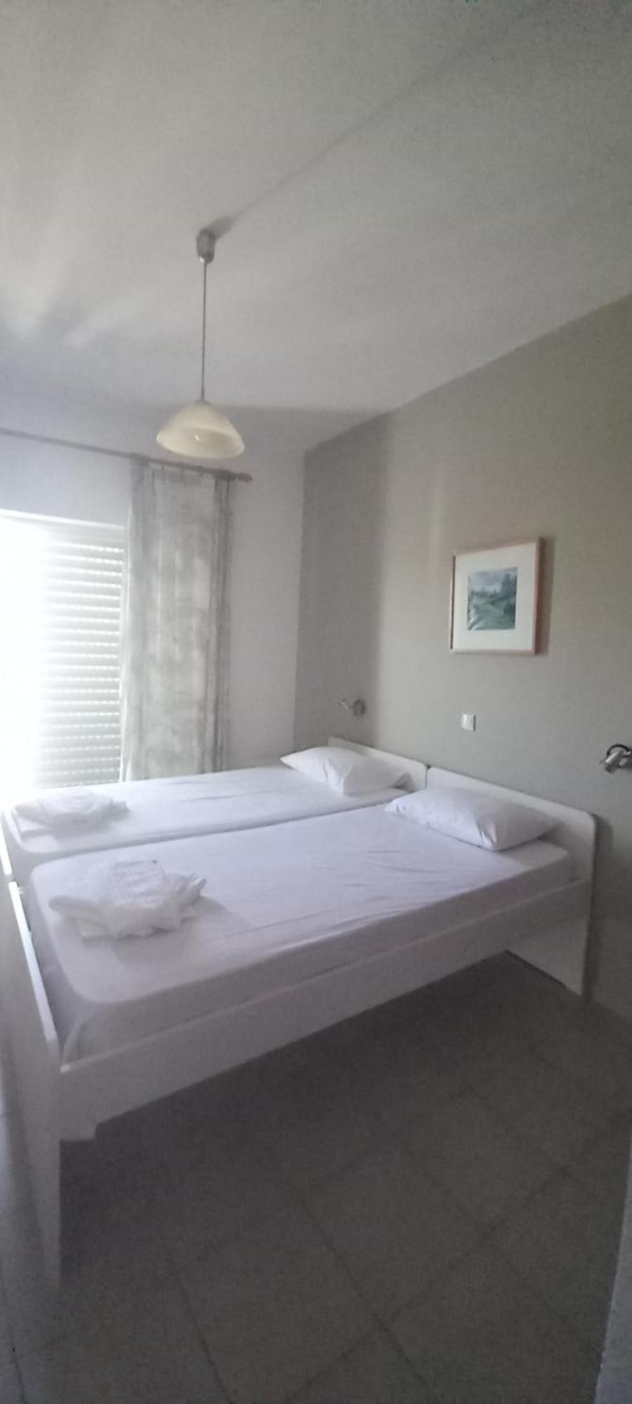 Nikolaki Rooms Pórto Ráfti Exterior foto